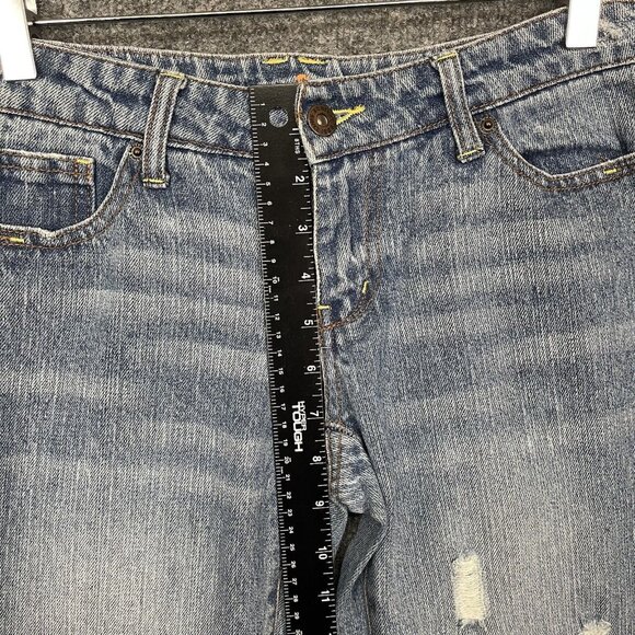 Squeeze Jeans Womens 3/4 Blue Light Wash Bootcut Distressed Embroidered Y2K - Picture 9 of 16